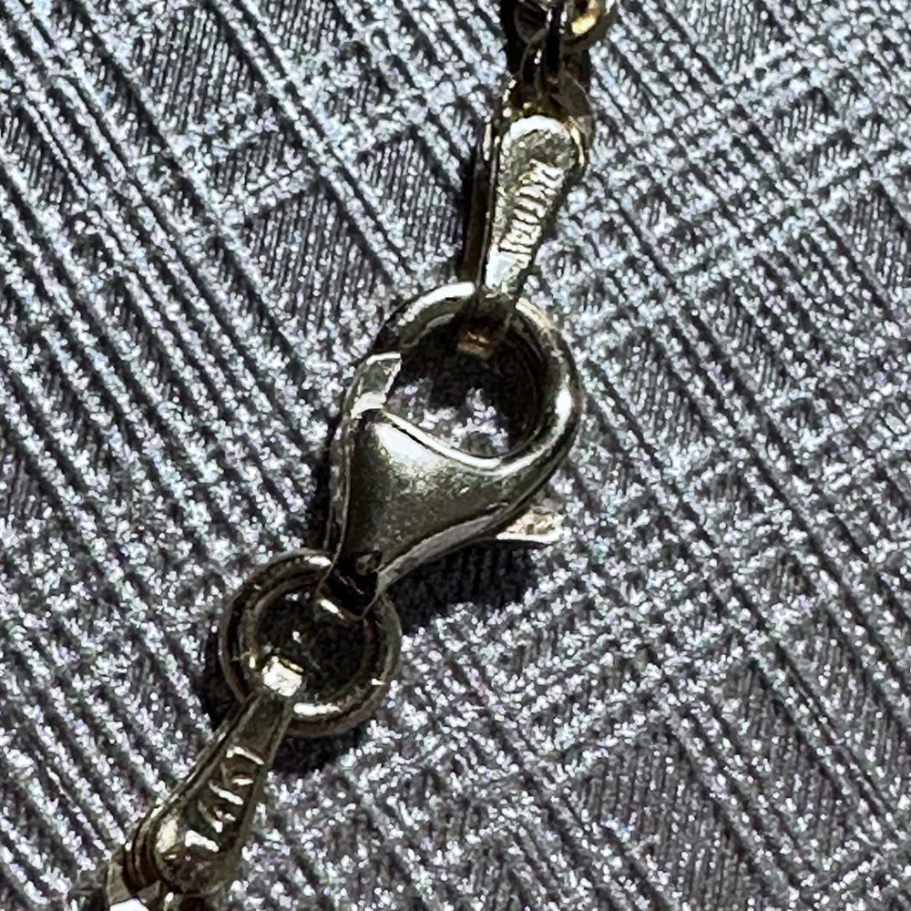 Zales solid god 14K Chain Necklace
New w/o tag in original box-thick and heavy - Picture 5 of 5